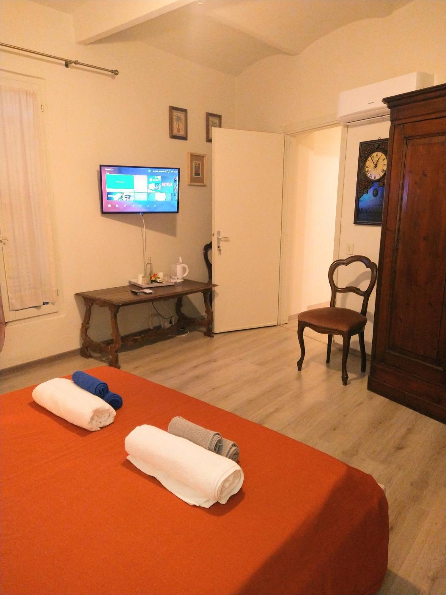 Locanda San Felice San Felice del Benaco Bagian luar foto